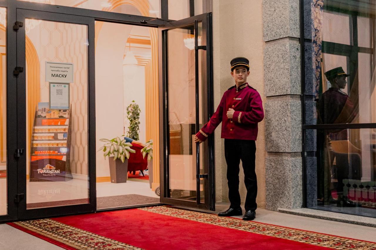 Boutique Hotel Silk Way Turkistan Buitenkant foto