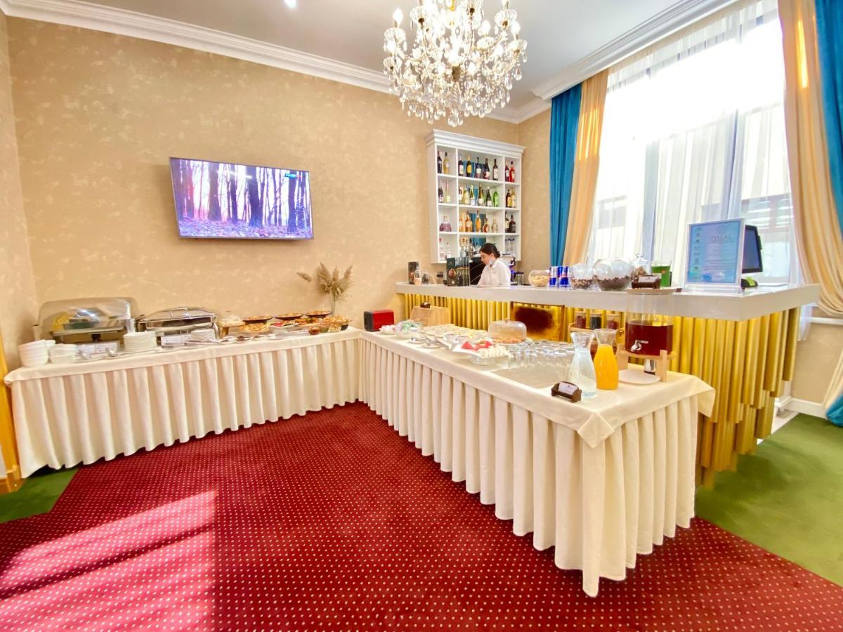 Boutique Hotel Silk Way Turkistan Buitenkant foto