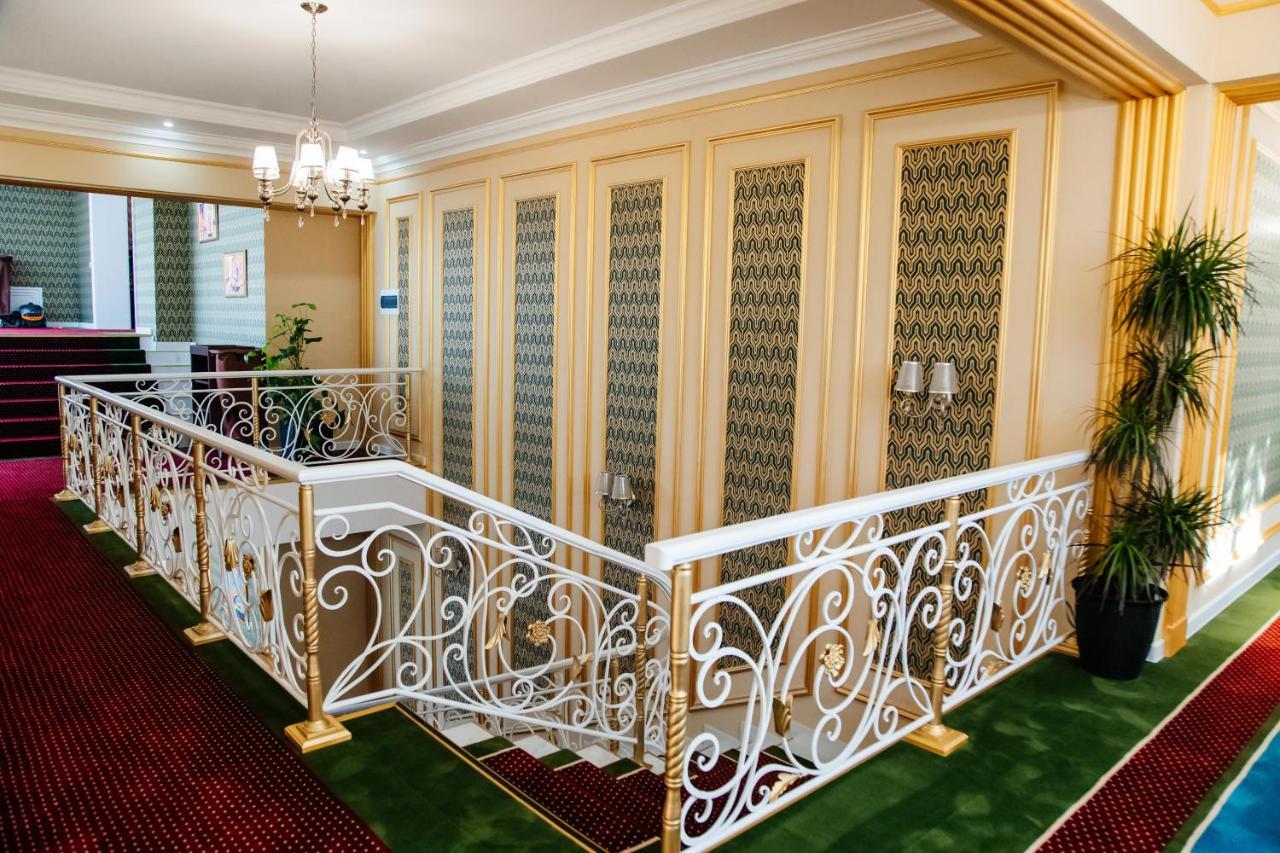 Boutique Hotel Silk Way Turkistan Buitenkant foto