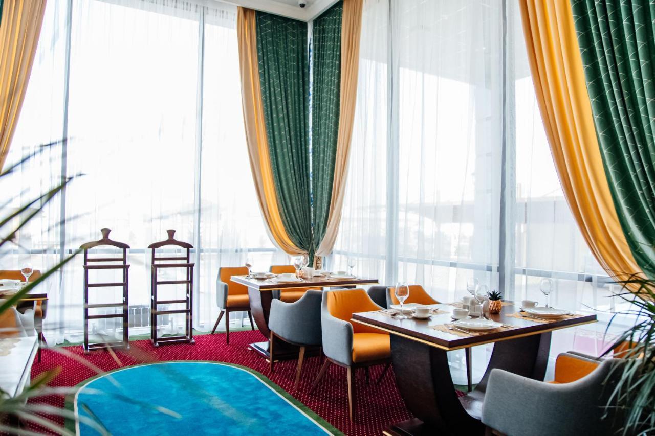 Boutique Hotel Silk Way Turkistan Buitenkant foto