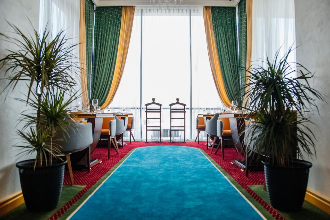 Boutique Hotel Silk Way Turkistan Buitenkant foto