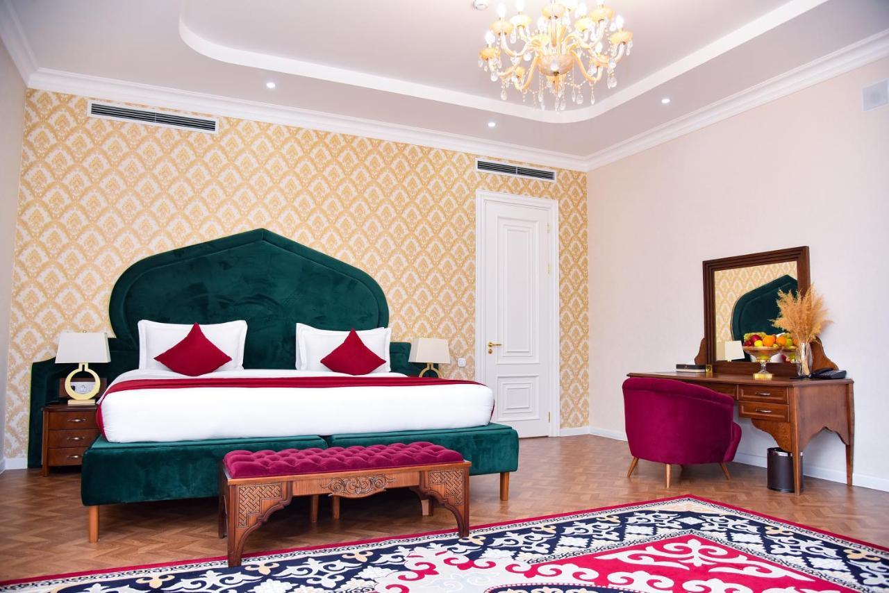 Boutique Hotel Silk Way Turkistan Buitenkant foto
