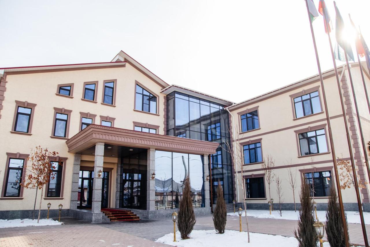 Boutique Hotel Silk Way Turkistan Buitenkant foto