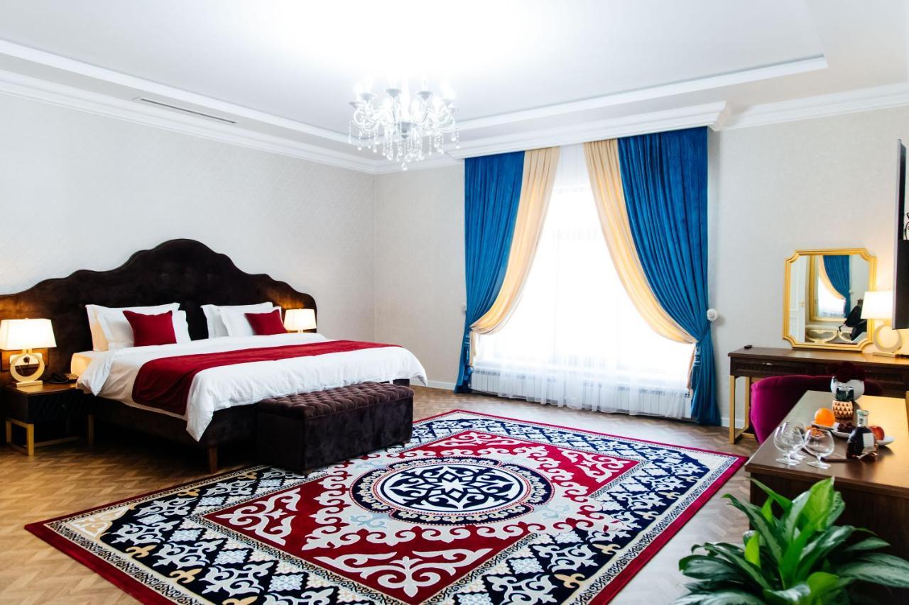 Boutique Hotel Silk Way Turkistan Buitenkant foto