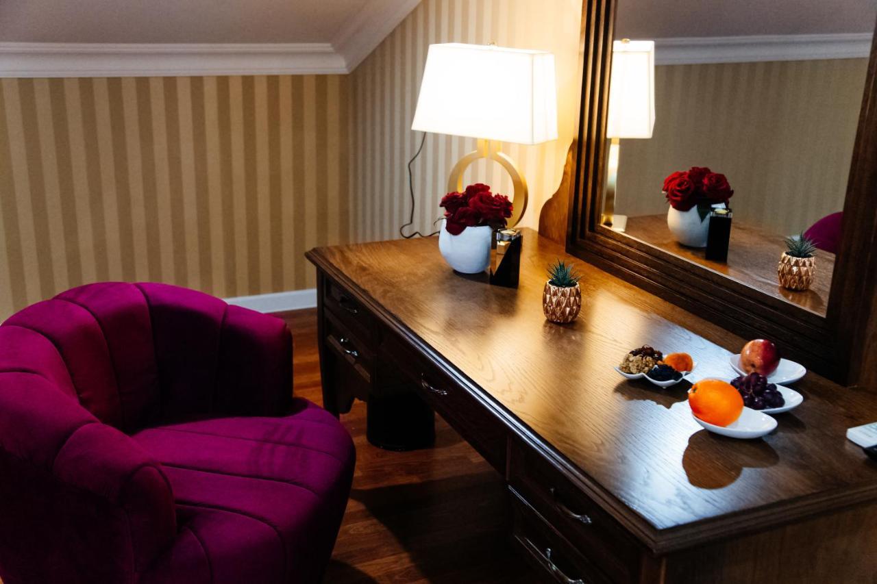 Boutique Hotel Silk Way Turkistan Buitenkant foto